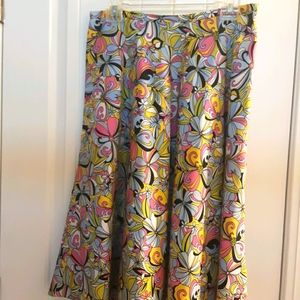 Ladies skirt